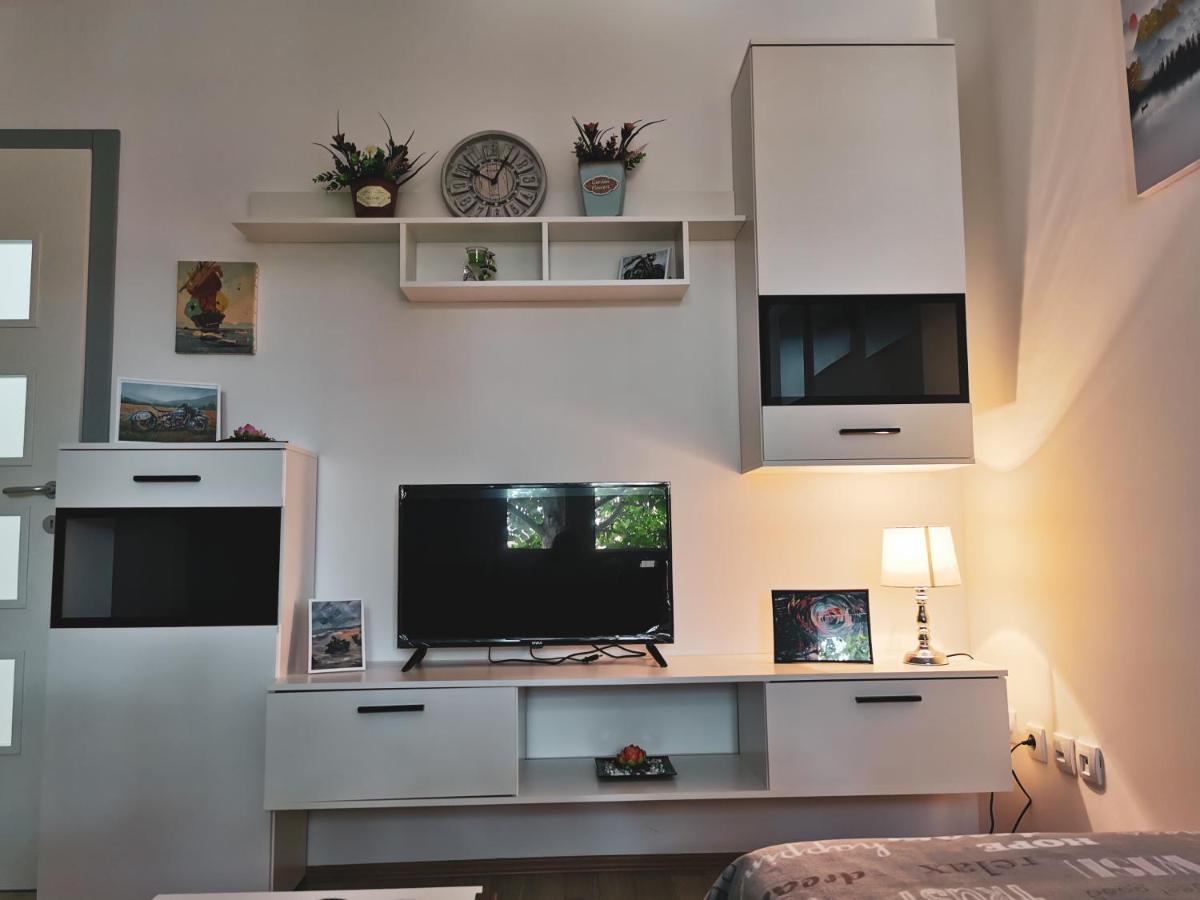 Cozy Corner Apartments - Free Parking & Wi-Fi Ćuprija 외부 사진