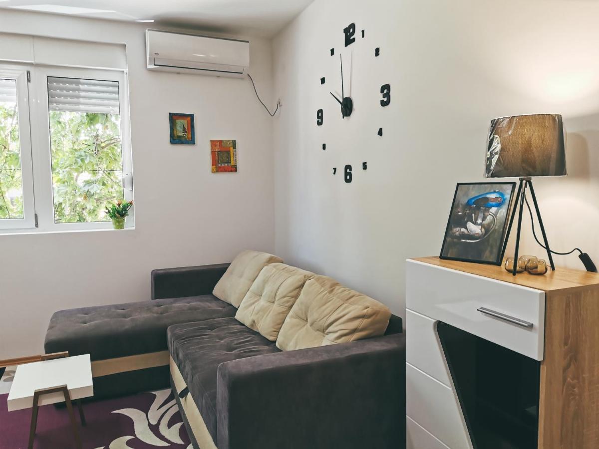 Cozy Corner Apartments - Free Parking & Wi-Fi Ćuprija 외부 사진
