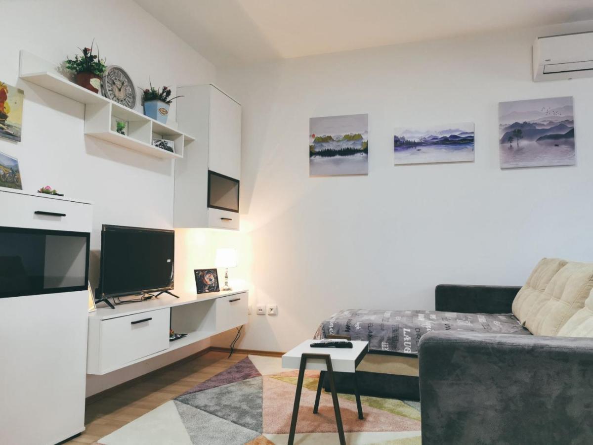 Cozy Corner Apartments - Free Parking & Wi-Fi Ćuprija 외부 사진