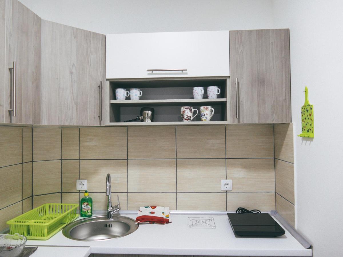 Cozy Corner Apartments - Free Parking & Wi-Fi Ćuprija 외부 사진