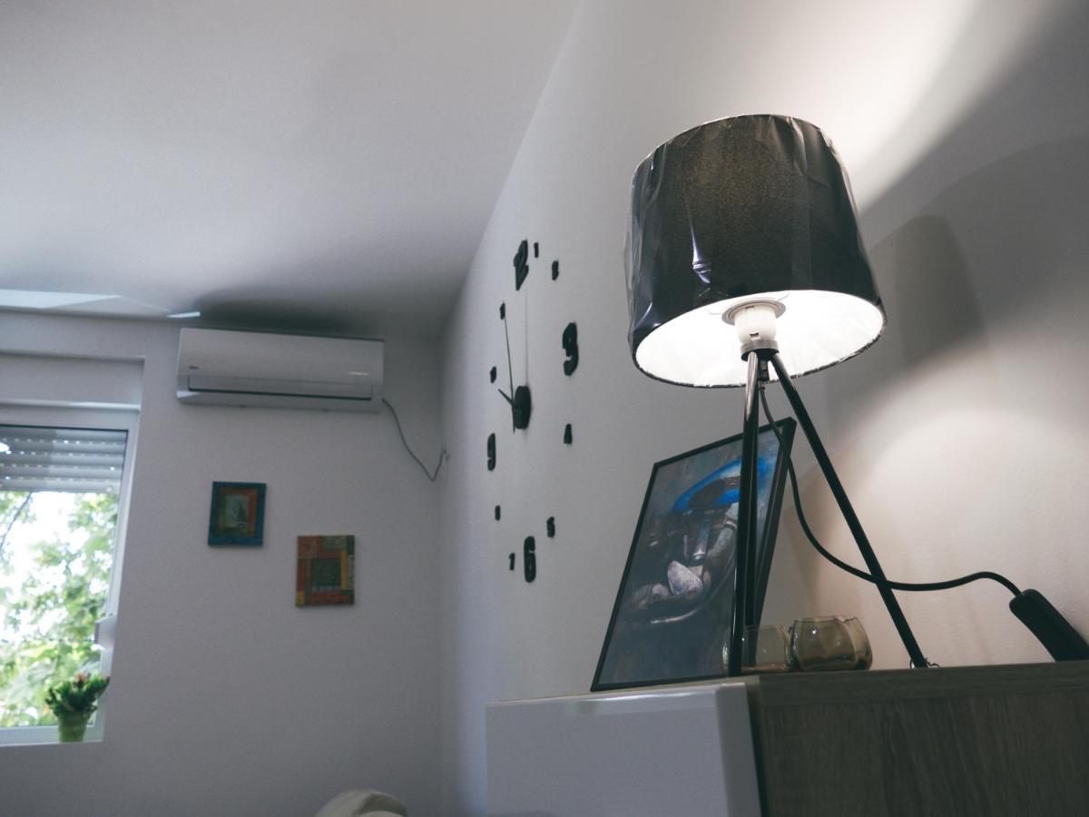 Cozy Corner Apartments - Free Parking & Wi-Fi Ćuprija 외부 사진
