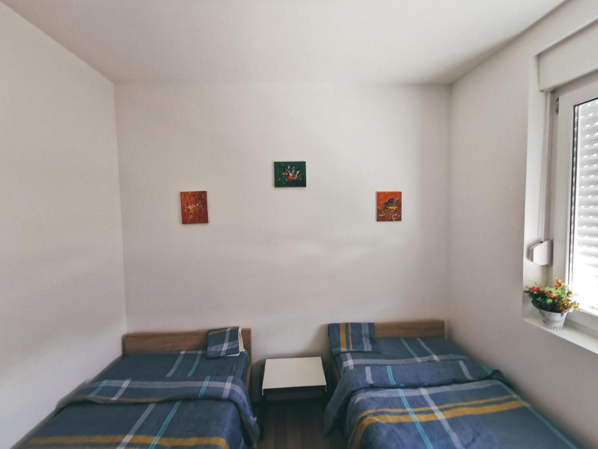 Cozy Corner Apartments - Free Parking & Wi-Fi Ćuprija 외부 사진