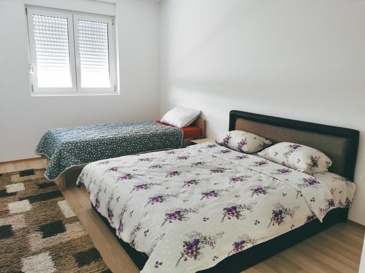 Cozy Corner Apartments - Free Parking & Wi-Fi Ćuprija 외부 사진