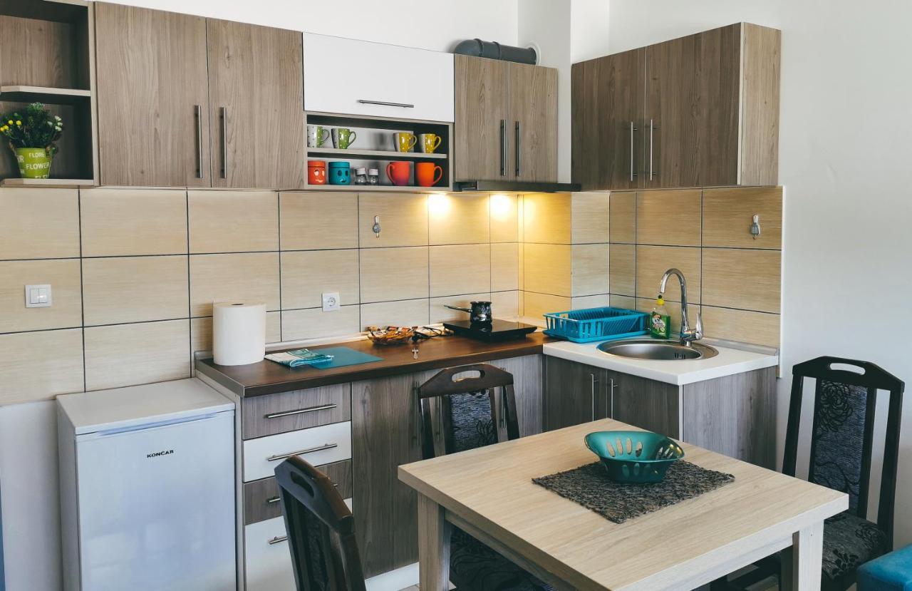 Cozy Corner Apartments - Free Parking & Wi-Fi Ćuprija 외부 사진