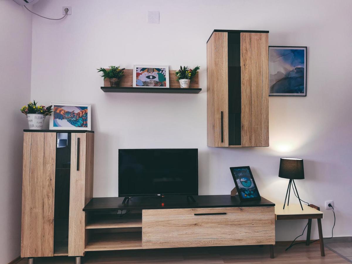 Cozy Corner Apartments - Free Parking & Wi-Fi Ćuprija 외부 사진
